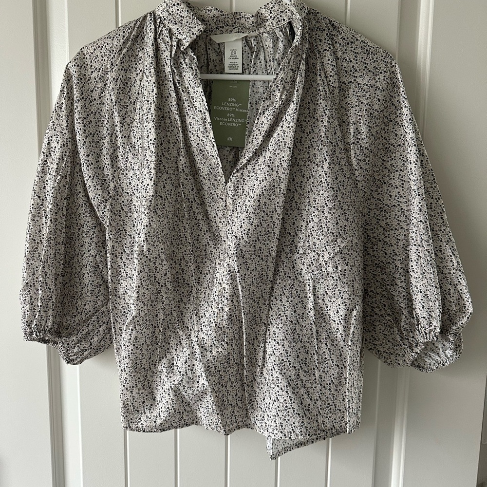 H&M Floral Print Women's Top